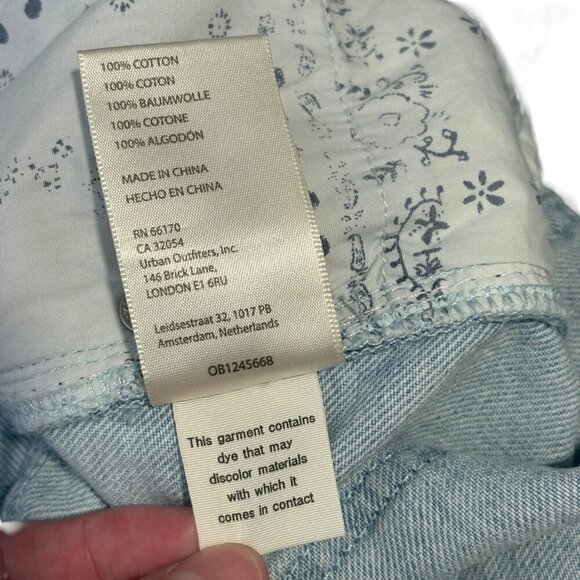 We The Free - Free People Raw Hem 5" Inseam Jean Shorts Women's Waist Size 27 - Picture 7 of 8